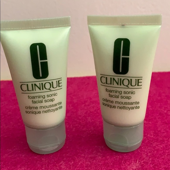 Clinique Foaming Sonic Facial Travel Size Soap 1 Left 🛍🥳Host Pick🥳🛍 - Picture 2 of 2